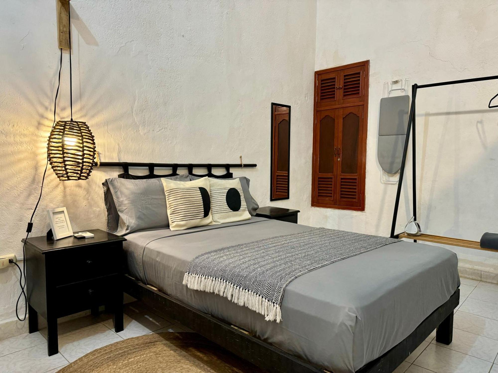 Casita Azul Colonial En El Centro De Merida. Екстериор снимка