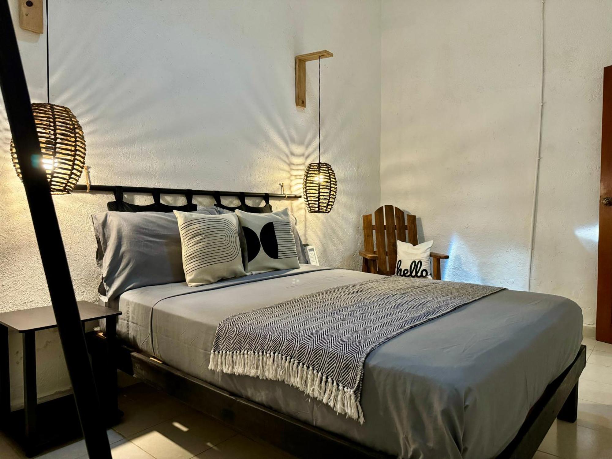 Casita Azul Colonial En El Centro De Merida. Екстериор снимка